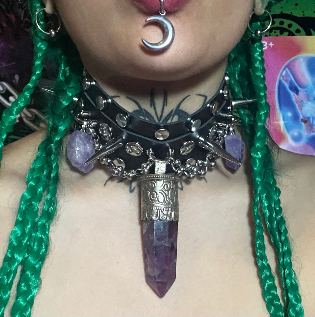 Amethyst Annihilation Collar 1of1